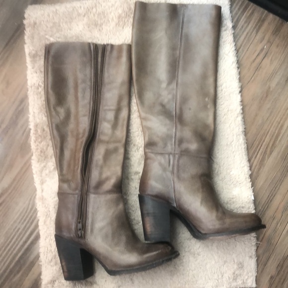 Freebird boots by Steve Madden - Picture 2 of 3